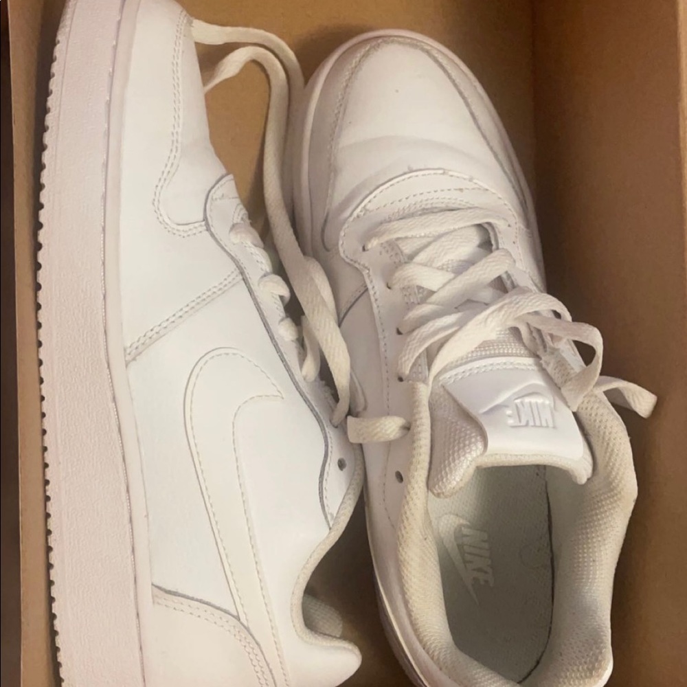 nike shoes 8.5 women